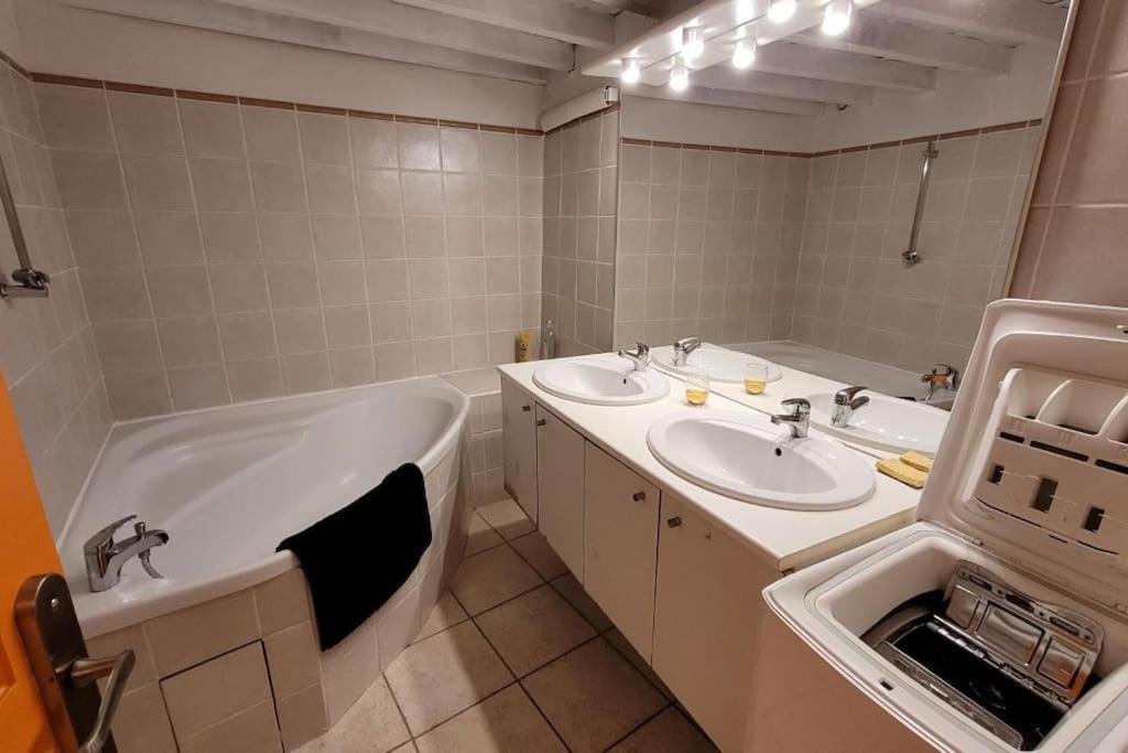 Avignon Apartement A 2 Pas Du Palais De Papes Ngoại thất bức ảnh